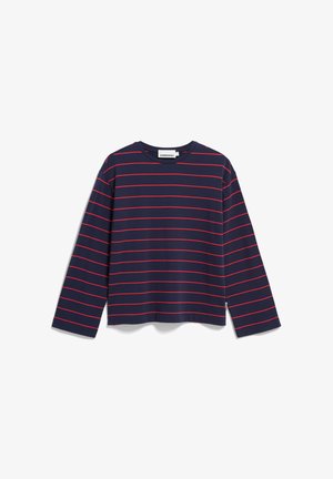 Chemise à manches longues bleu marine avec des rayures rouges horizontales, fabriquée en coton, présentant un col rond et un ourlet droit. Étiquette visible près du bas.