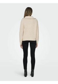 ONLY Strickpullover - off-white