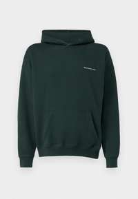 Unselected, darkest spruce