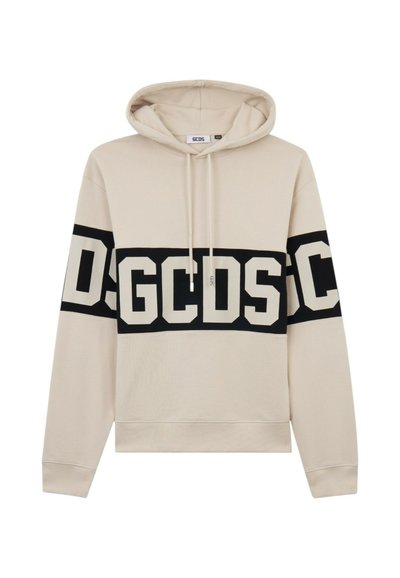 Beige huppari, jossa musta vaakasuora raita rinnassa ja hihoissa, ja suuret valkoiset "GCDS"-kirjaimet.