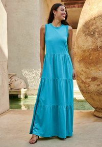 Next - SLEEVELESS CREW NECK TIERED - Vestito di maglina - bright blue Immagine in miniatura 1