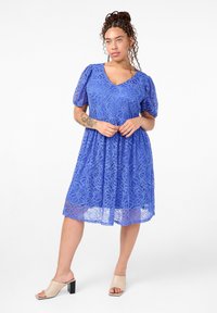 Zizzi Vapaa-ajan mekko - dazzling blue