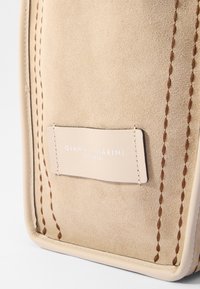 Gianni Chiarini MARCELLA - Shopping bag - sughero/corda