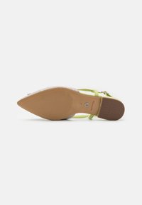 Tamaris Bailarinas con tira trasera - lime