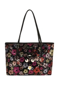 Borsa tote nera decorata con paillettes floreali colorate, caratterizzata da diversi ciondoli decorativi e due manici robusti. Design vibrante e testurizzato.