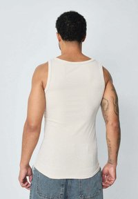 FRILIVIN SANS MANCHE SIMPLE - Débardeur - beige