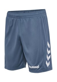 Shorts de sport bleus avec ceinture élastique, logo blanc Hummel sur la jambe gauche et bandes chevron blanches sur les côtés.