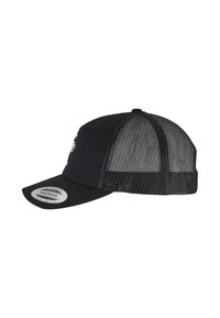 Casquette snapback noire avec une visière courbée et un dos en maille. Présente un panneau avant structuré et un logo plat sur la couronne avant.