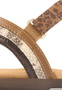 Bullboxer Sandalen - tan /cognac