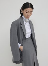 Calliope MONOPETTO MELANGE  - Cape - grigio