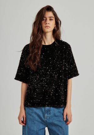 Pluus - black