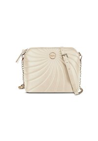 Béžová kožená crossbody taška s spirálovým prošíváním, detailem řetízku a popruhu a kulatým logem na přední straně.