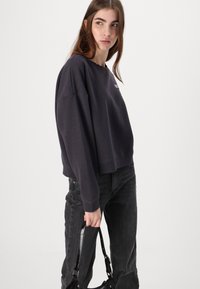 Noisy May NMARYA O NECK - Φούτερ - obsidian