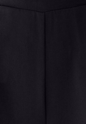 Schwarze, maßgeschneiderte Hose aus strukturiertem, gewebtem Stoff mit deutlichen Bügelfalten und geradem, strukturiertem Schnitt.