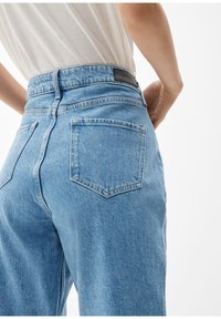 s.Oliver Jeansy Relaxed Fit