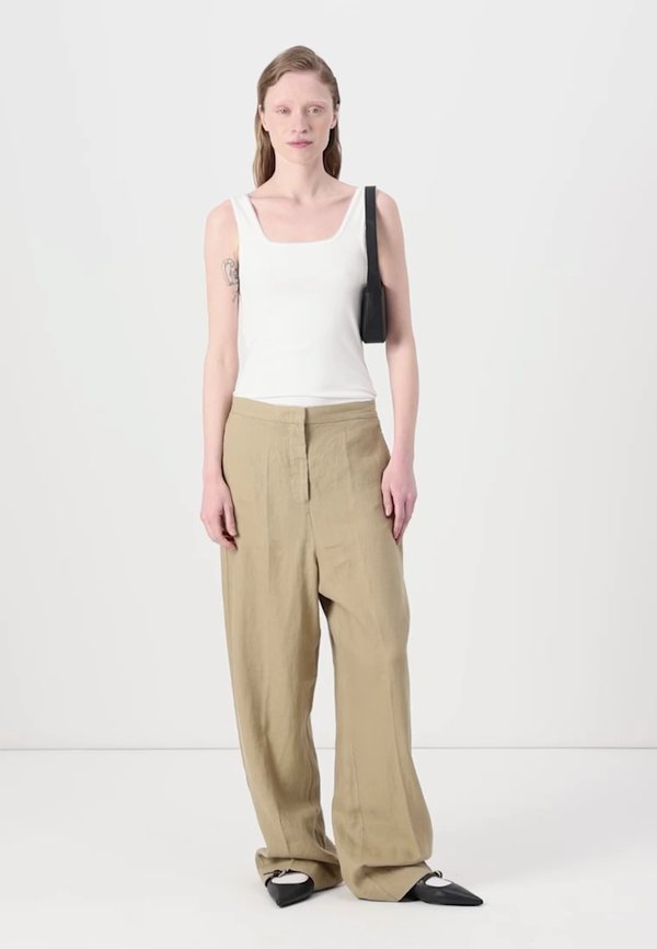 TAILORED STRAIGHT PANT - Trousers - camel3