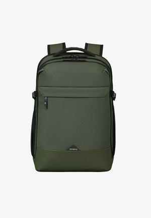 Dunkelgrüner Rucksack mit strukturierter Oberfläche, mehreren Fächern, schwarzen Akzenten und gepolsterten Schulterriemen für zusätzlichen Komfort.