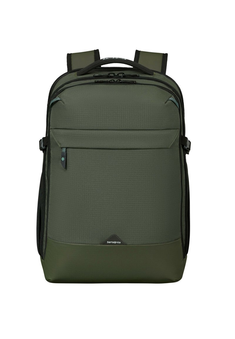 Dunkelgrüner Rucksack mit strukturierter Oberfläche, mehreren Fächern, schwarzen Akzenten und gepolsterten Schulterriemen für zusätzlichen Komfort.