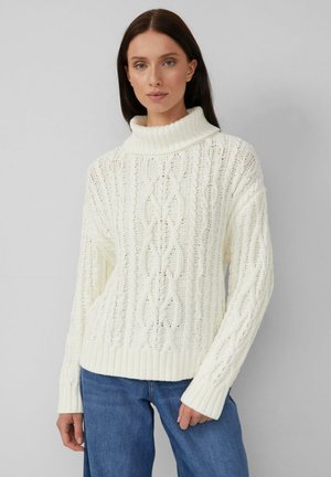 - Sweter