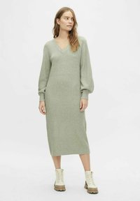 Object OBJMALENA L/S NOOS - Stickad klänning - seagrass