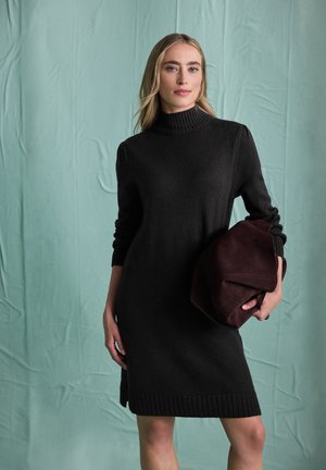 Street One, KNEE-LENGTH KNIT DRESS WITH A TURTLE NECK - Robe pull - black