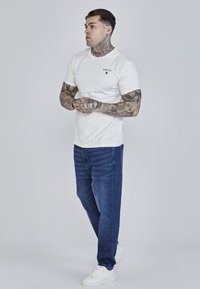 SIKSILK T-shirt basic - white