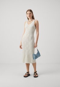 ONLY ONLDANA LIFE MIDI DRESS - Egyenes szabású ruha - cloud dancer