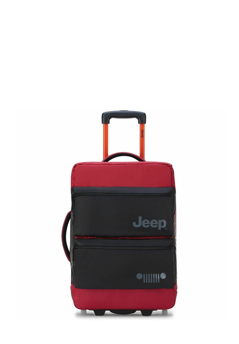 Valigia rossa e nera con ruote, manico telescopico, due tasche frontali con zip, logo Jeep e pannelli in tessuto texturizzato.