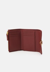 Coccinelle CAMPUS - Denarnica - rosewood