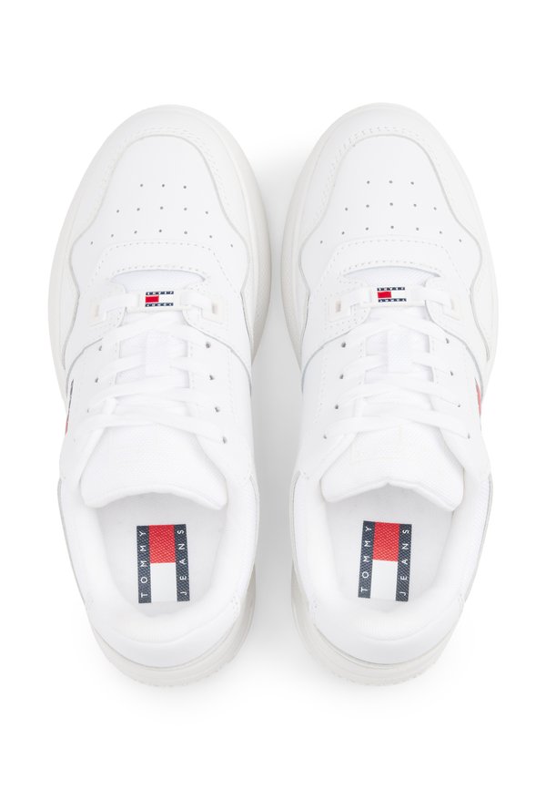 RETRO BASKET FLATFORM - Trainers3