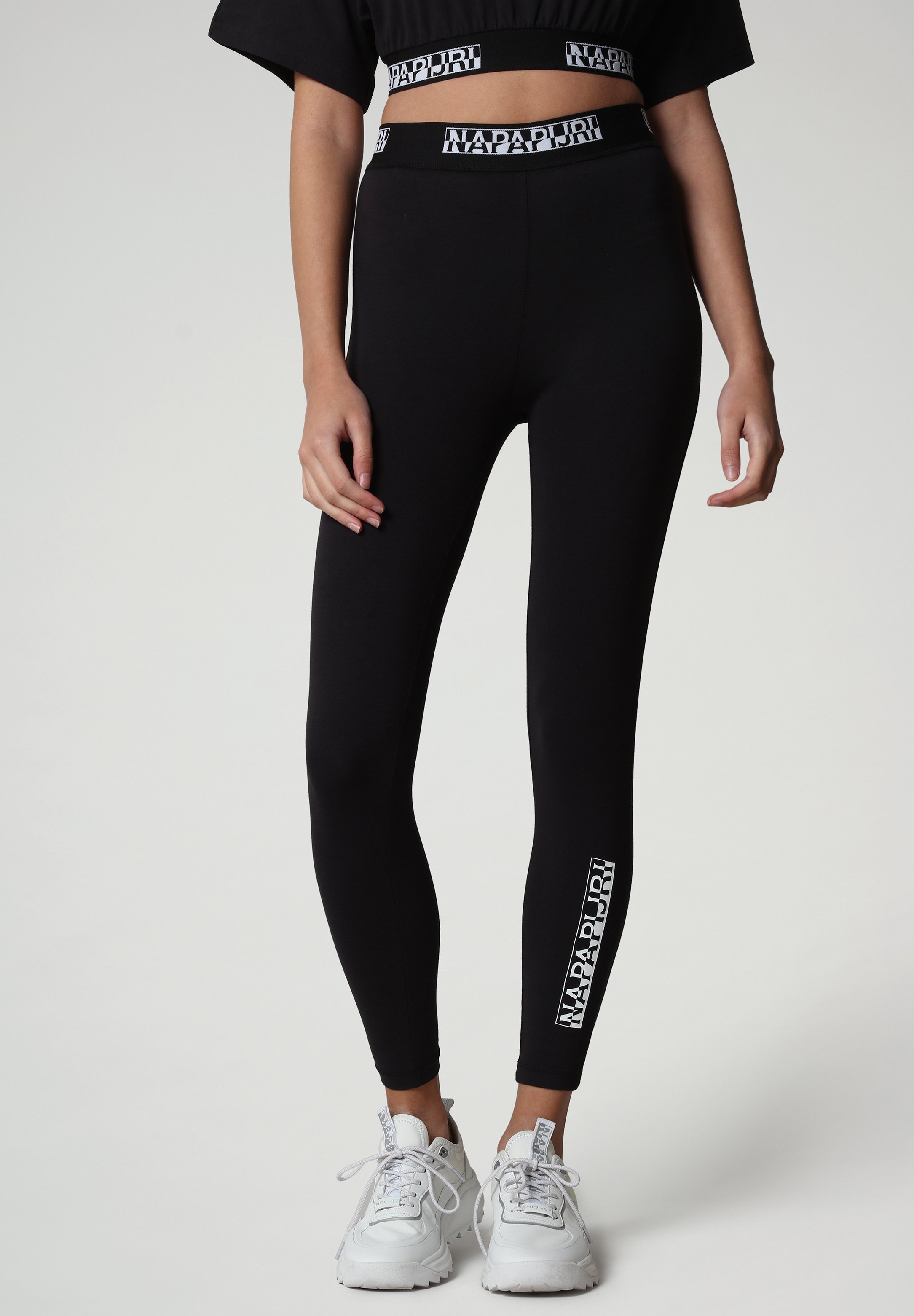 Napapijri M-BOX LEGGINGS - Leggings - Trousers - black - Zalando.de