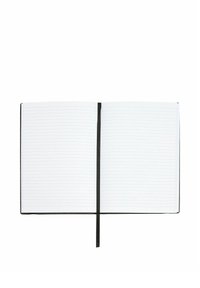 Carnet ouvert à pages lignées avec couverture rigide noire et marque-page ruban noir, centré sur un fond blanc.