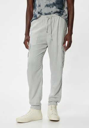 JOGGER  - Reisitaskuhousut - grey