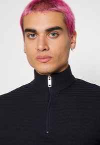 Only & Sons ONSBLADE HALF ZIP - Camisola - dark navy