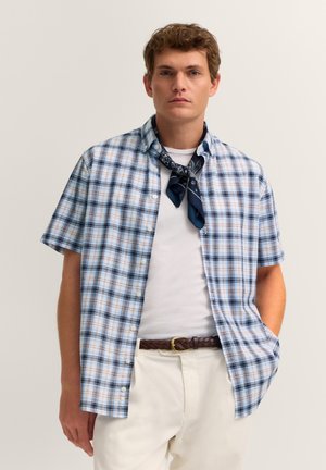 bugatti MODERN FIT jasnoniebieski