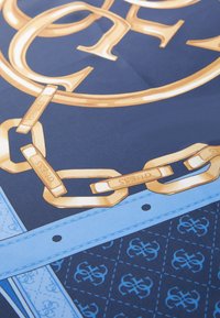 Guess Šal - blue