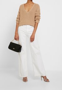 NA-KD Pullover - beige