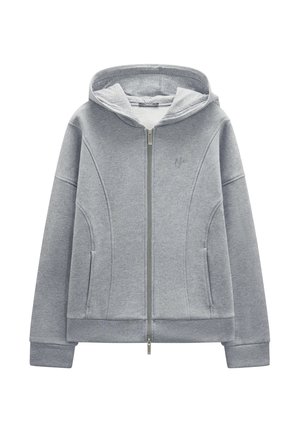 Szara polarowa bluza z kapturem, wykonana z miękkiego materiału, z kieszeniami z przodu, ściągaczami na mankietach oraz fakturowanymi szwami dla dodatkowego efektu.