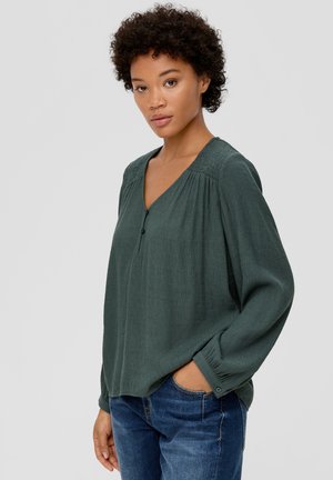s.Oliver, MIT GESMOKTEN DETAILS - Bluse - tannengrün