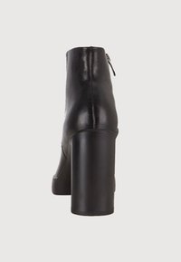 ECCO Botines con plataforma - black