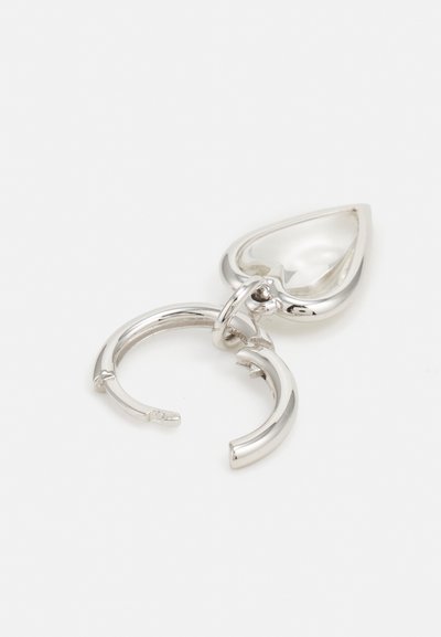Avgvst SMALL CRYSTAL HEART SINGLE - Üksik kõrvarõngas - silver coloured