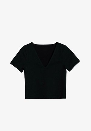 T-shirt noir à manches courtes avec un décolleté en V profond. Fabriqué en tissu doux, il présente un ourlet droit et des détails de couture minimaux.