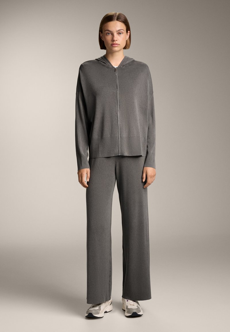 OYSHO WASHED KNIT STRAIGHT-LEG Pantalon de survêtement dark