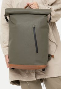 Aunts & Uncles MATSUYAMA  - Tagesrucksack - fallen rock