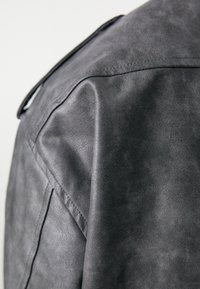 Don't Waste Culture AESON UNISEX - Imiteret læderjakke - grey/brown