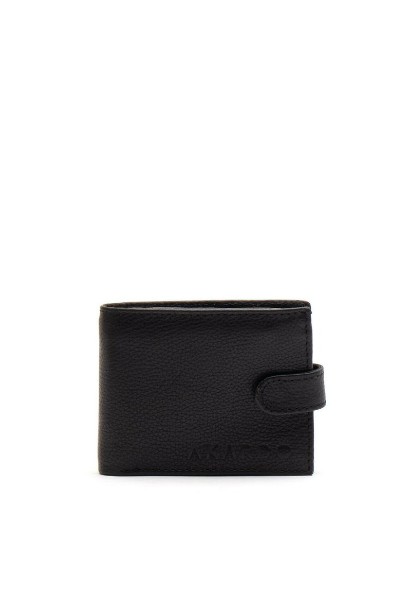 Portafoglio in pelle nera con superficie texture, forma rettangolare e chiusura a scatto. Presenta un logo impresso sul lato anteriore.