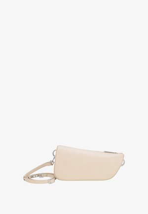 Borsa a tracolla in pelle beige con forma sottile e angolare. Presenta una tracolla con dettagli in metallo tono argento e design minimalista, con logo in rilievo sul davanti.