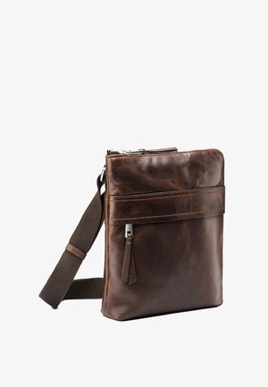 Barna bőr messenger táska sima textúrával, cipzáras záródással, elülső zsebbel és állítható pánttal. Egyszerű dizájn minimális hardverrel.