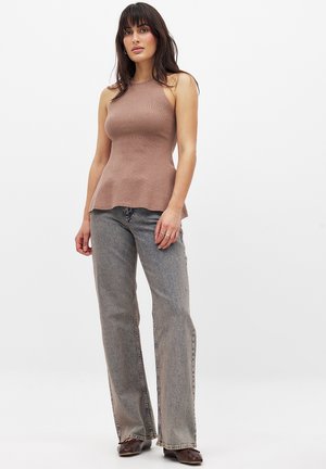 SLEEVELESS SLIT - Linne - taupe