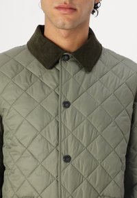 Barbour LINDFIELD JACKET - Casaco leve - green slate